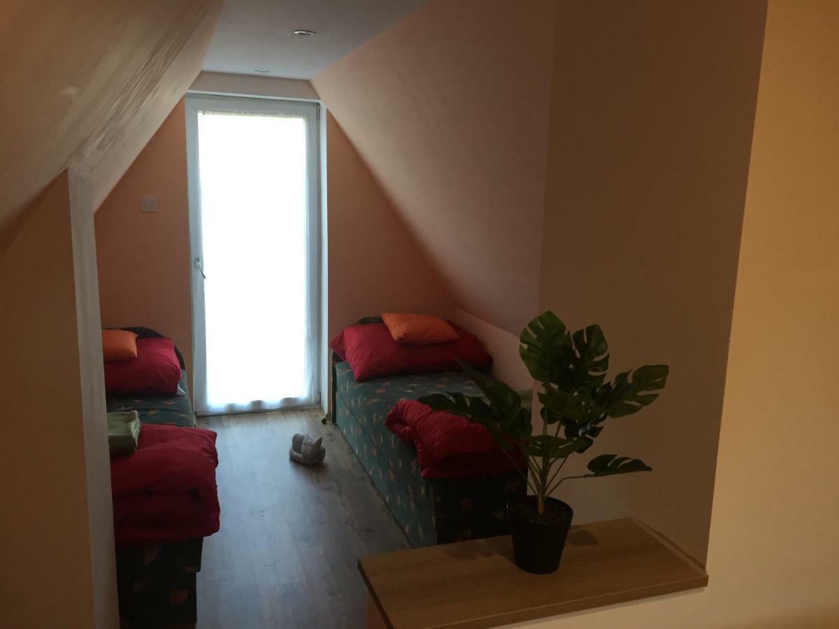 Ferienwohnung Izabella Vendeghaz Somlo Doba Exterior foto